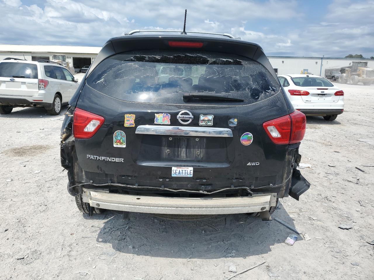 2017 Nissan Pathfinder S - Фото 6