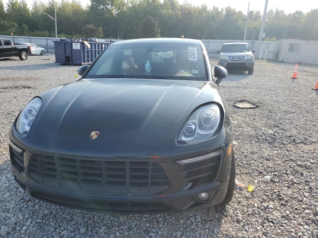 2015 Porsche Macan S - Image 5