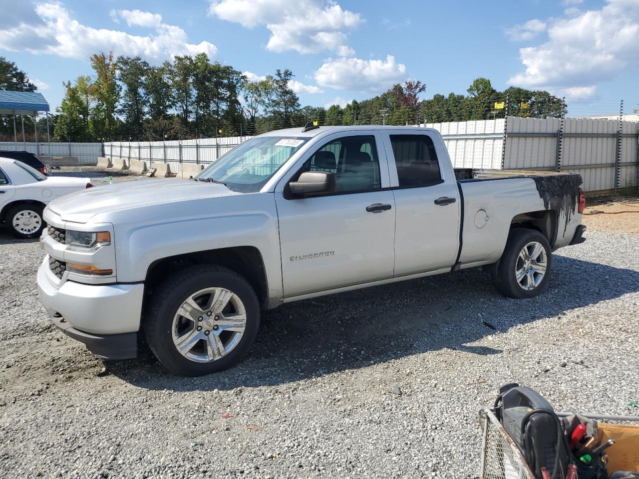 2017 Chevrolet Silverado C1500 Custom
