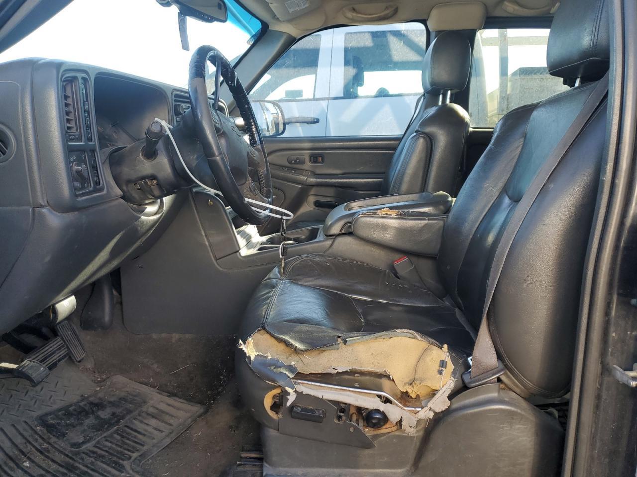 2005 Chevrolet Silverado K2500 Heavy Duty - Image 7