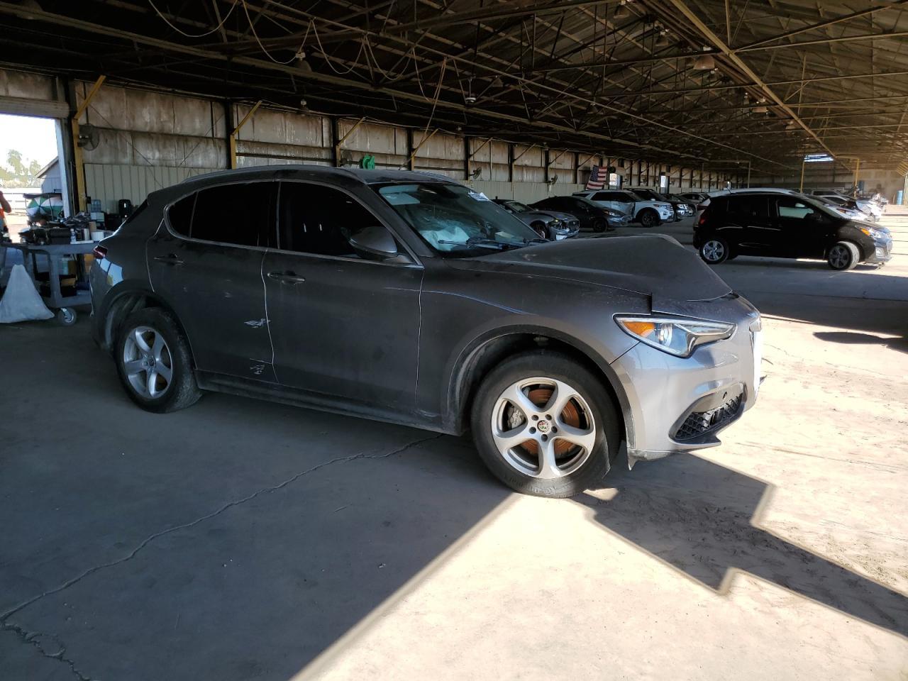 2018 Alfa Romeo Stelvio - Фото 4