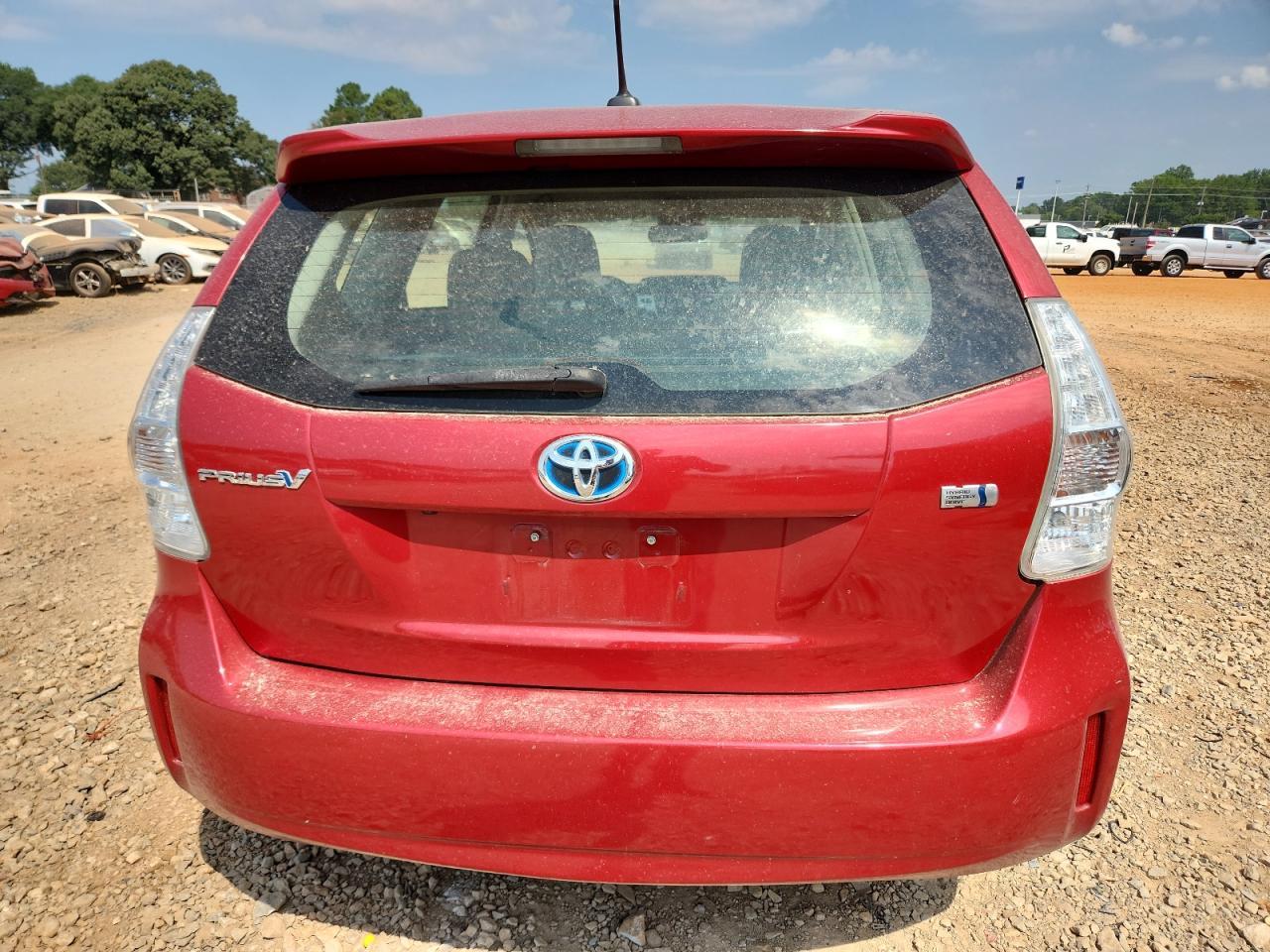 2014 Toyota Prius V - Image 6