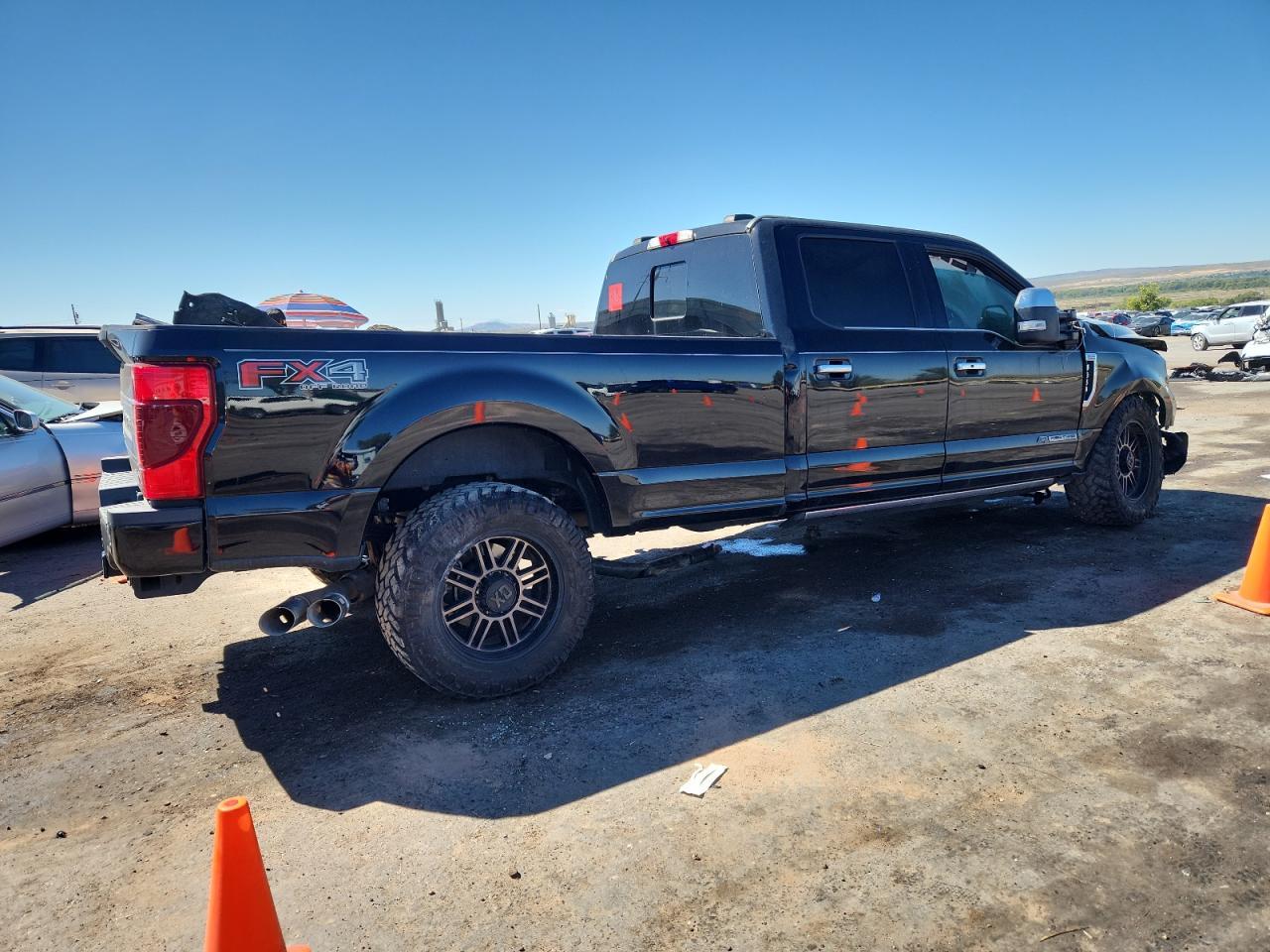 2020 Ford F350 Super Duty - Фото 3
