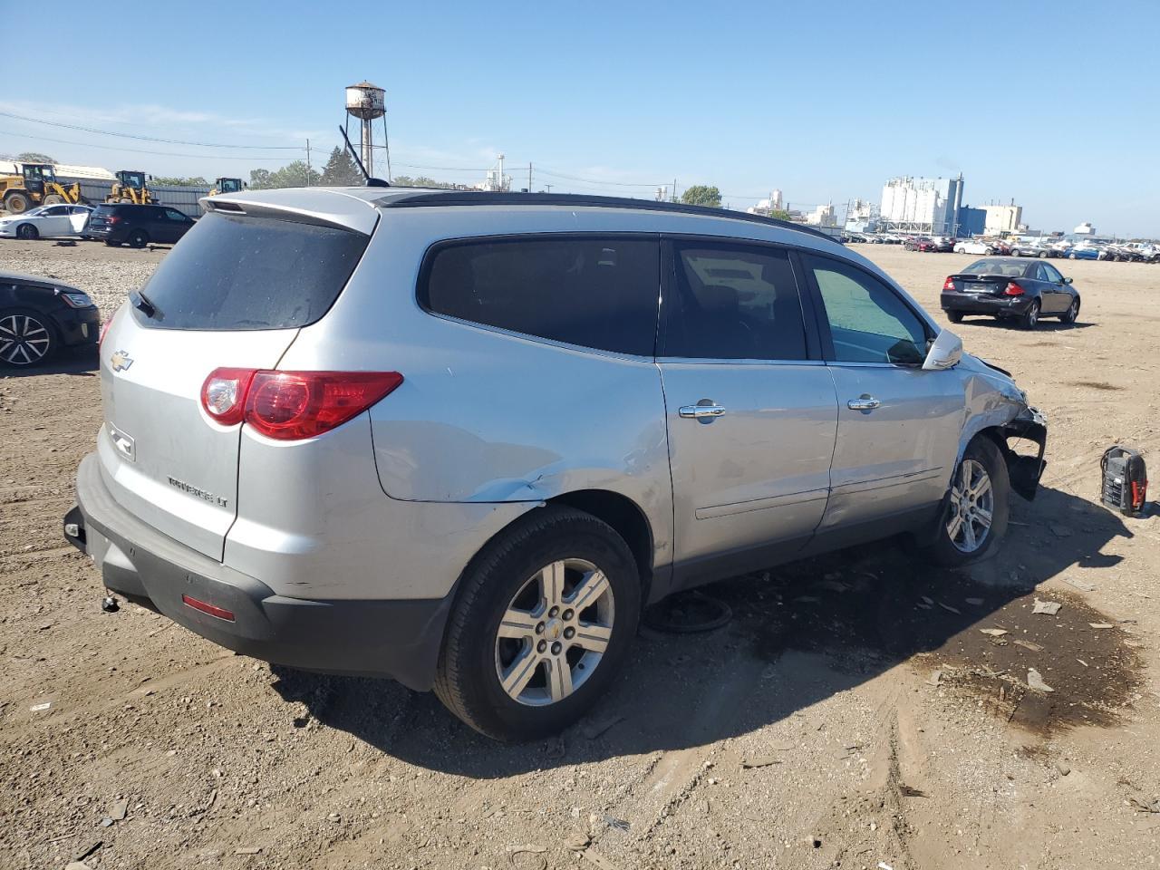 2011 Chevrolet Traverse Lt - Фото 3