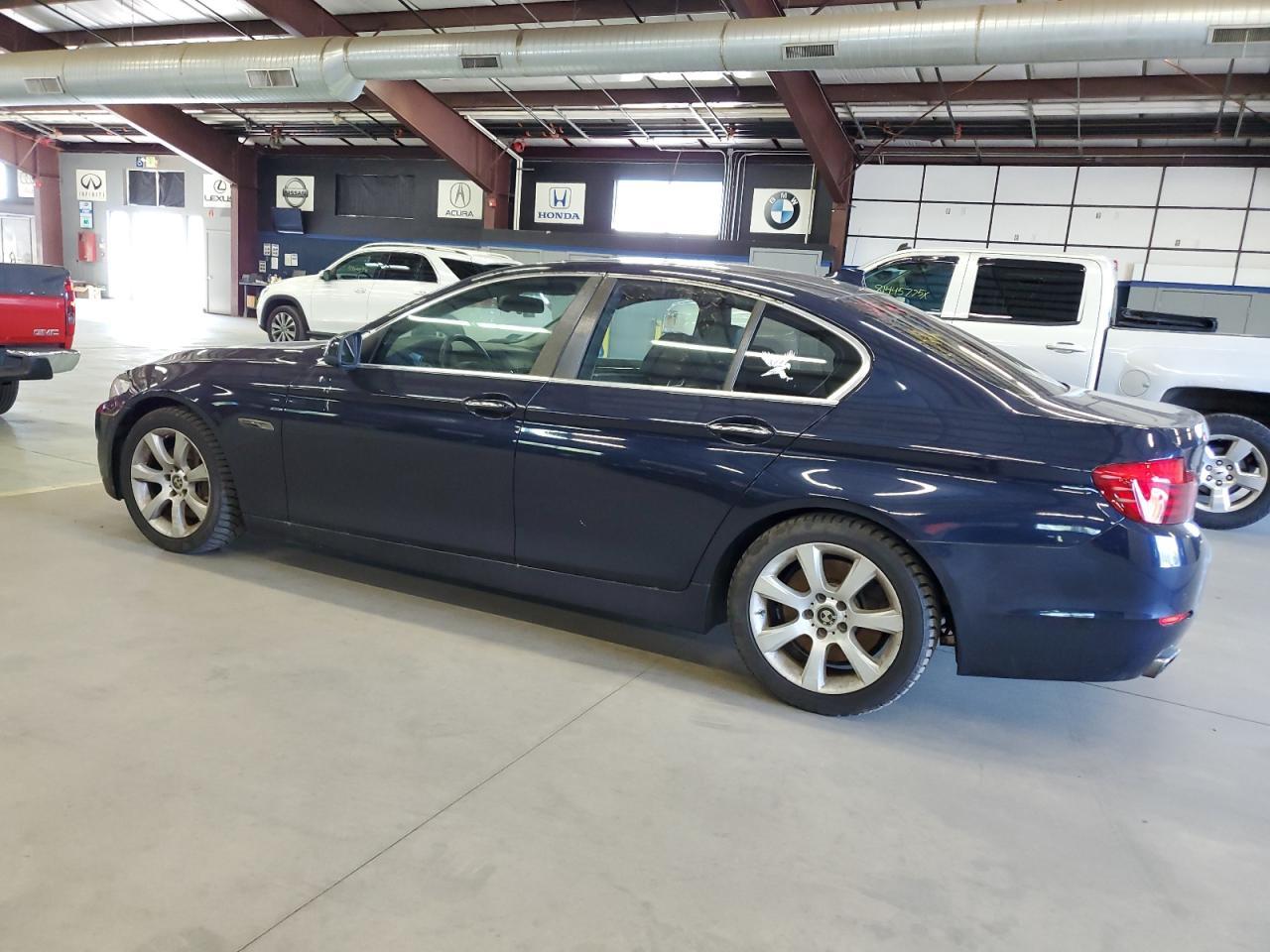 2013 BMW 550 Xi - Фото 2