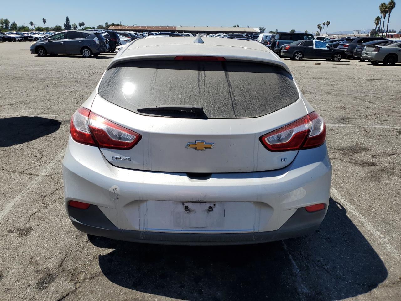 2019 Chevrolet Cruze Lt - Image 6