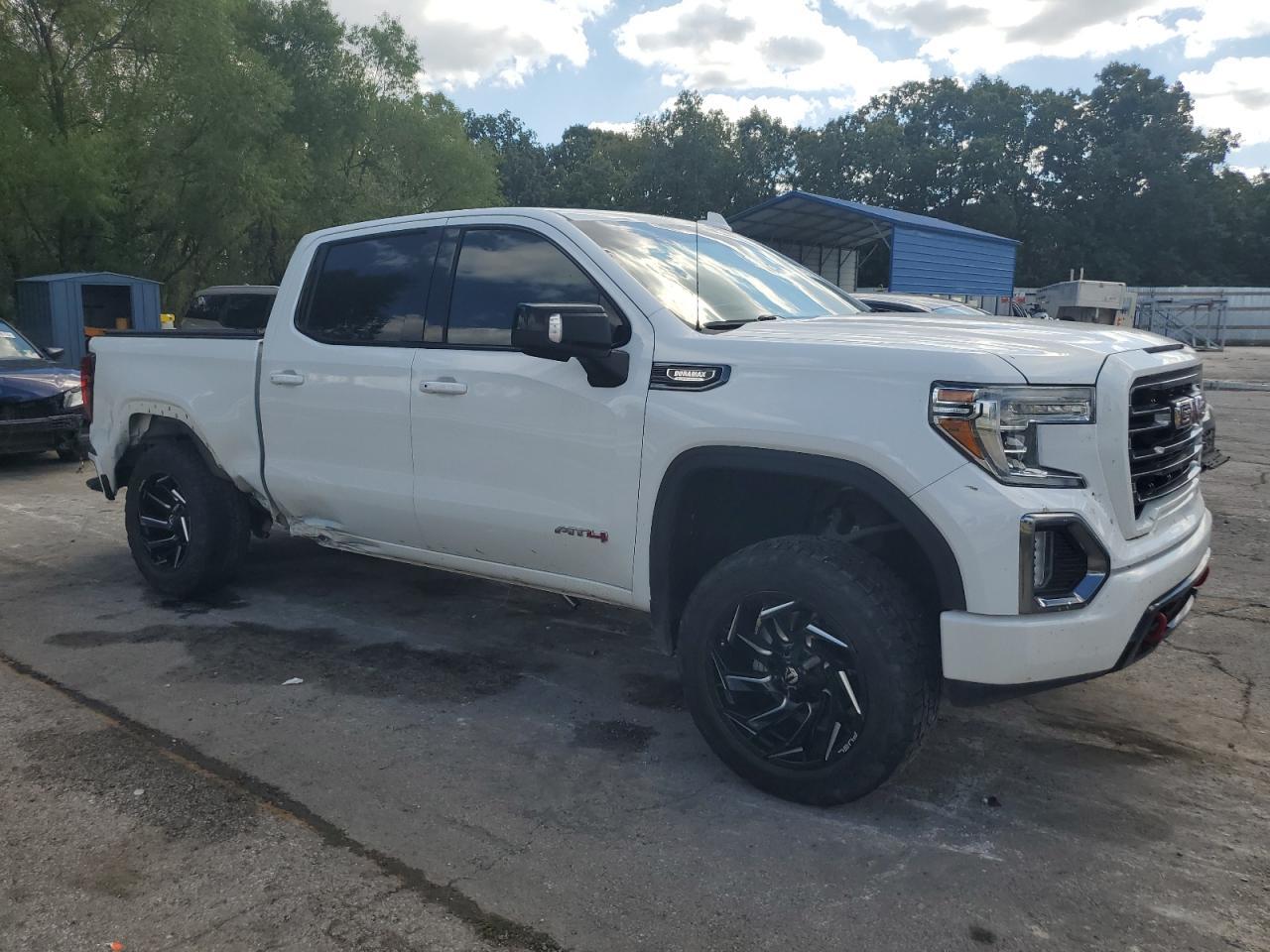 2021 GMC Sierra K1500 At4 - Image 4