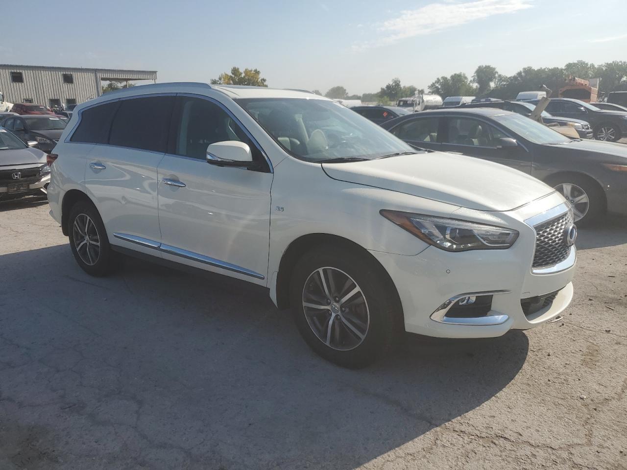 2017 Infiniti Qx60 - Image 4