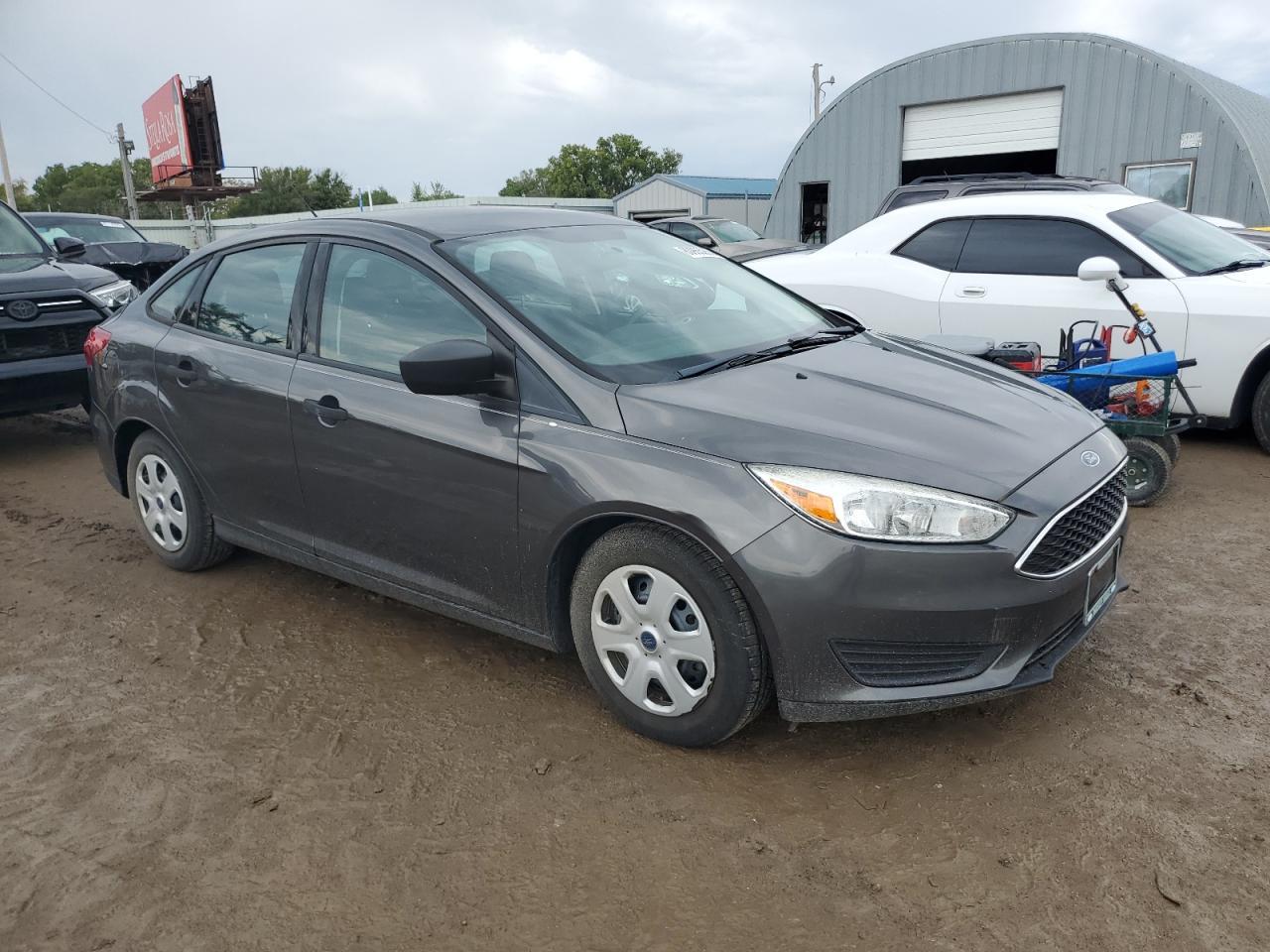 2016 Ford Focus S - Фото 4