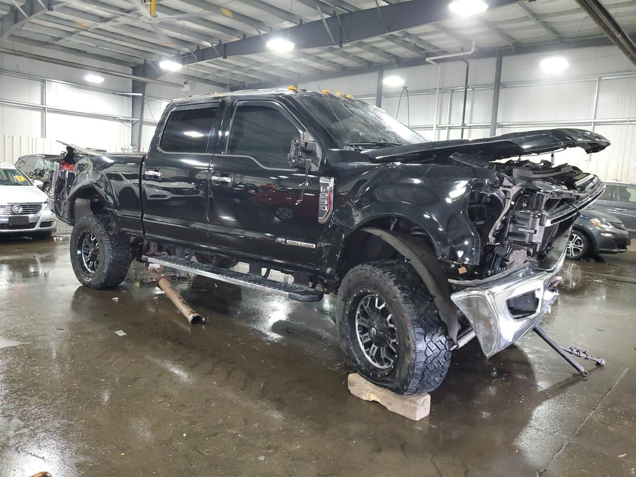 2018 Ford F250 Super Duty - Image 4