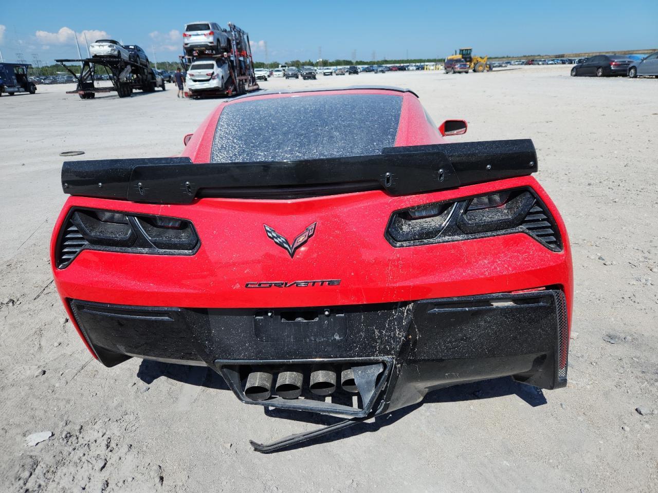 2015 Chevrolet Corvette Stingray 3Lt - Фото 6