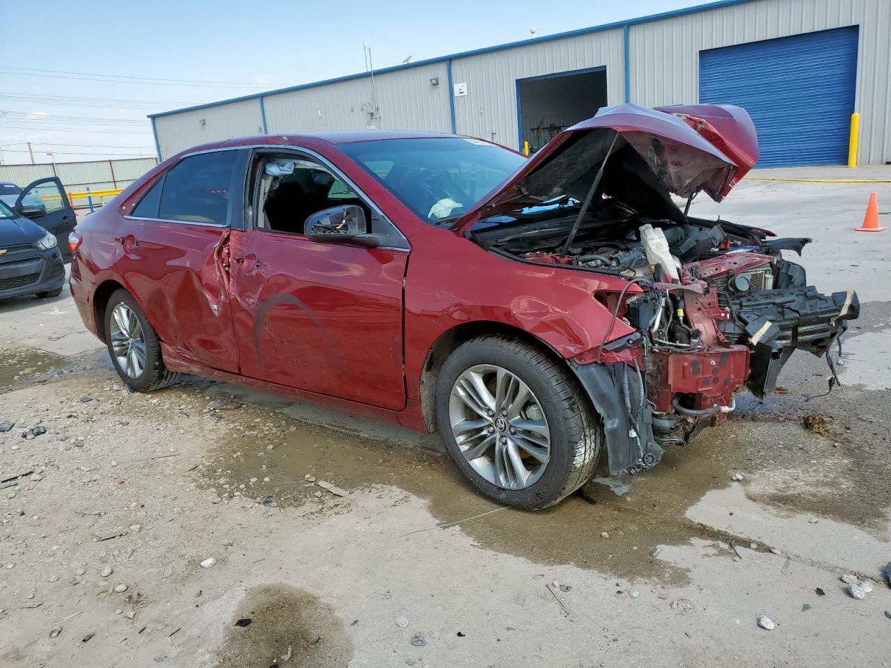 2016 Toyota Camry Le - Image 4