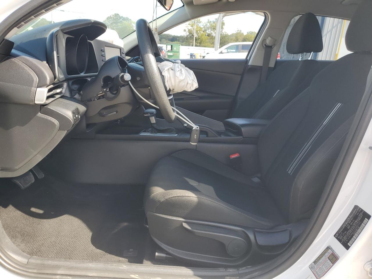 2021 Hyundai Elantra Sel - Image 7
