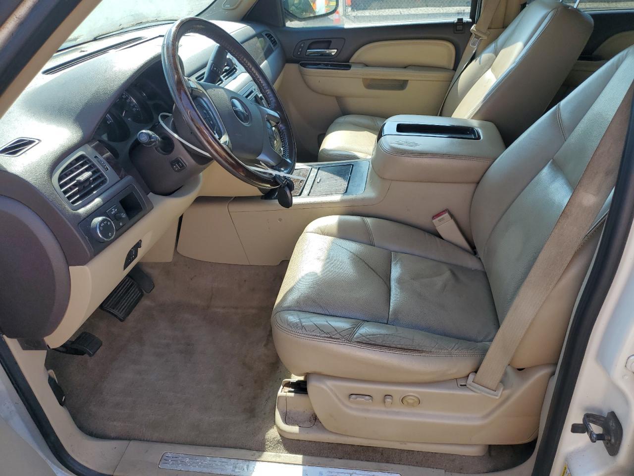 2011 GMC Yukon Xl Denali - Image 7