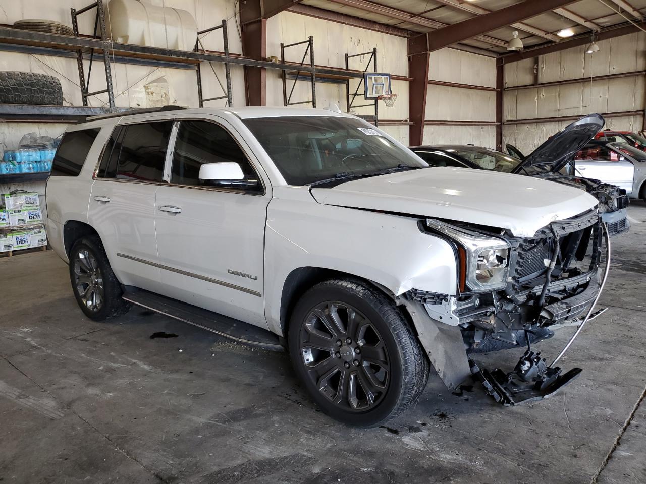 2016 GMC Yukon Denali - Image 4