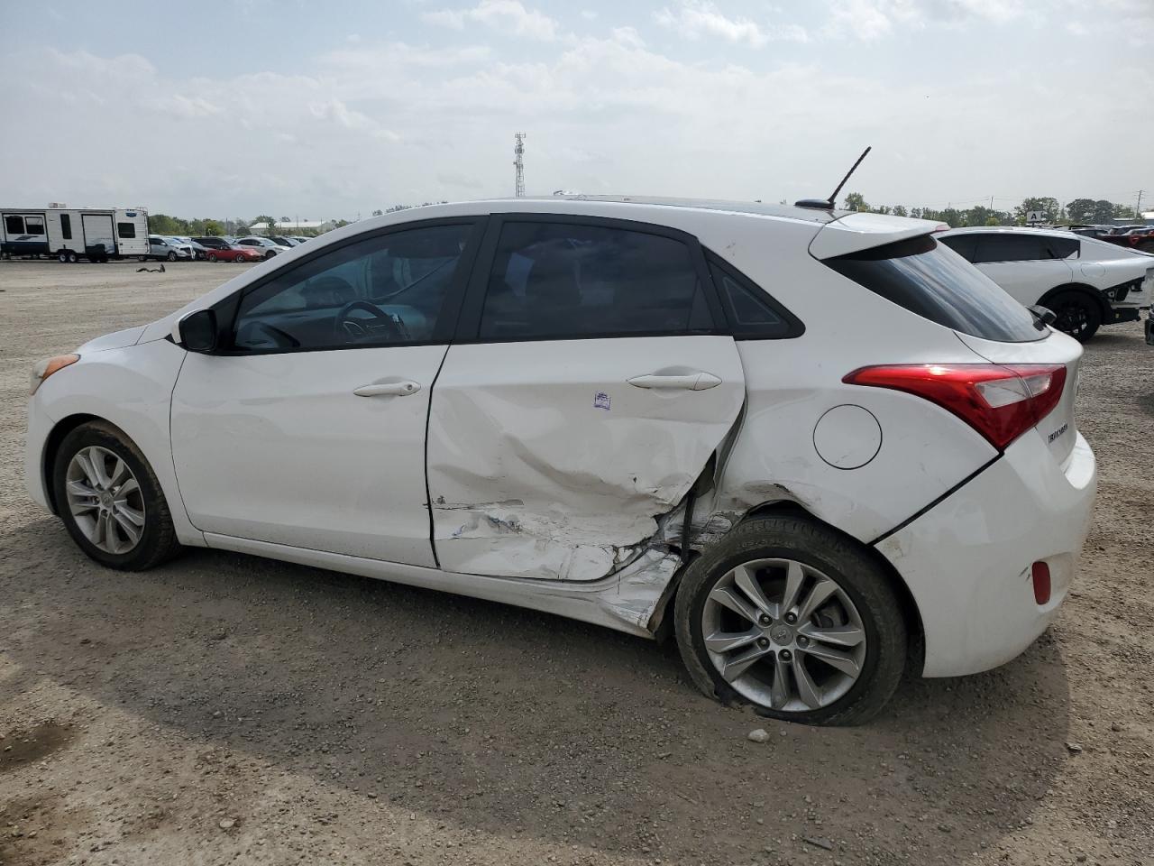 2013 Hyundai Elantra Gt - Фото 2