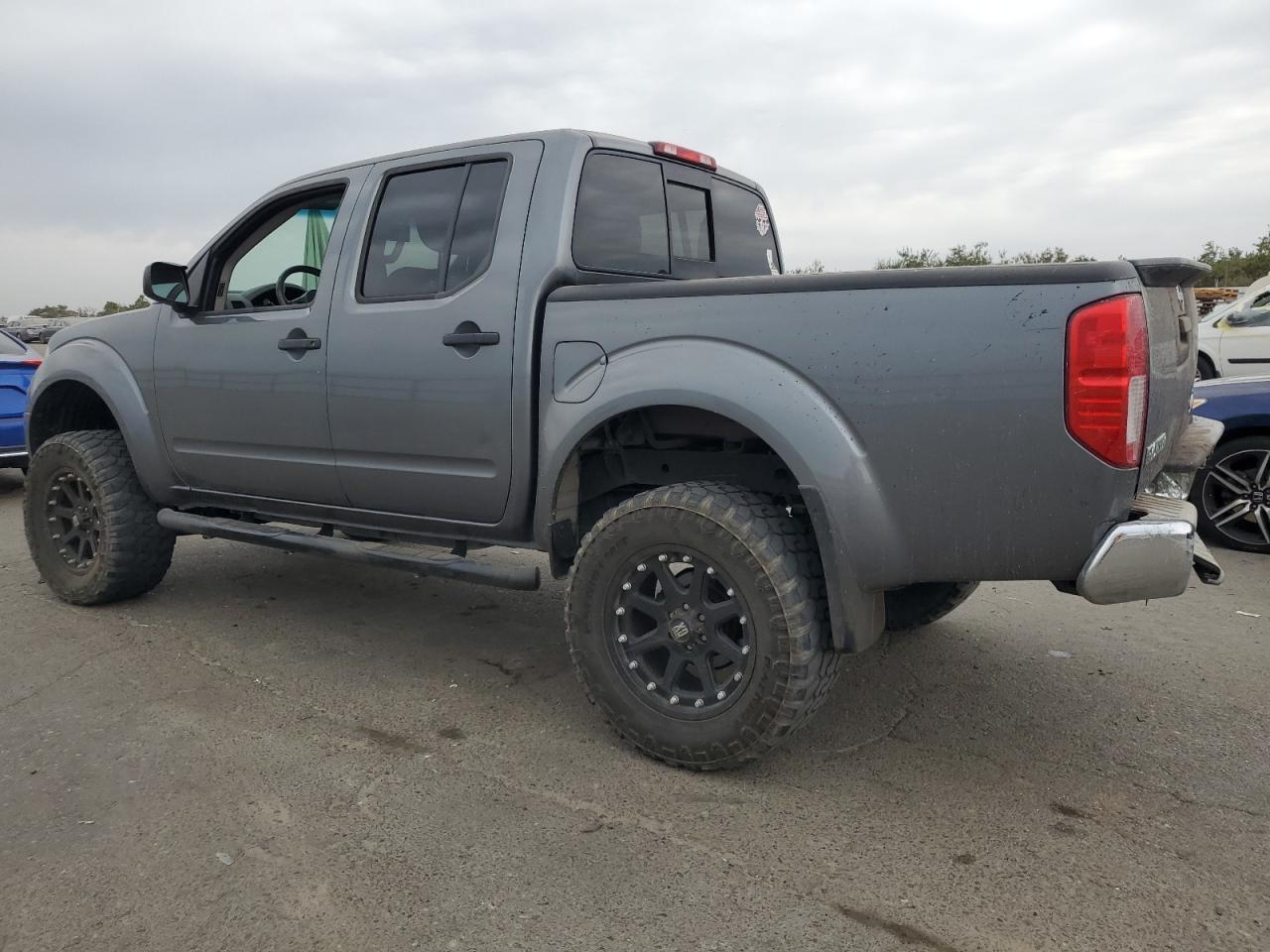 2018 Nissan Frontier S - Фото 2