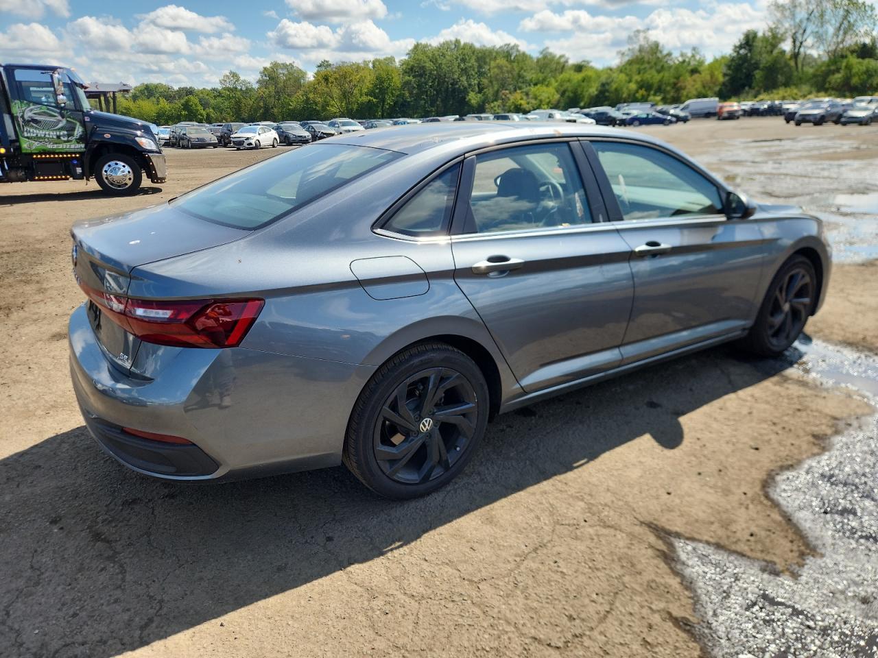 2025 Volkswagen Jetta Se - Image 3