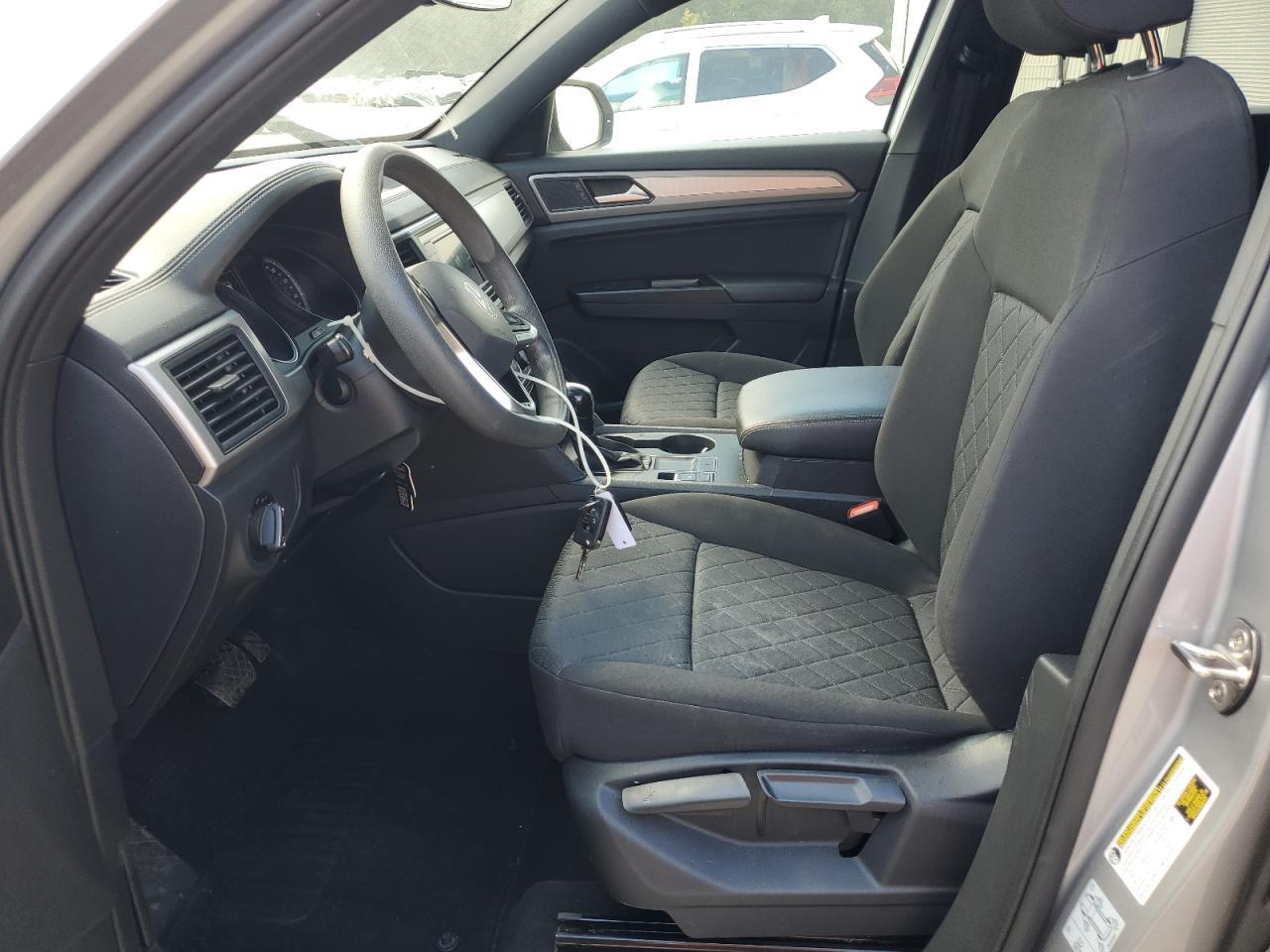 2020 Volkswagen Atlas Cross Sport S - Фото 7