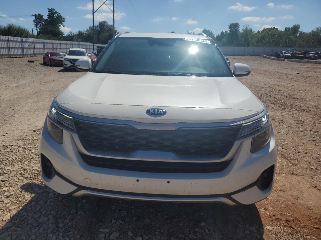 2021 Kia Seltos Ex - Image 5