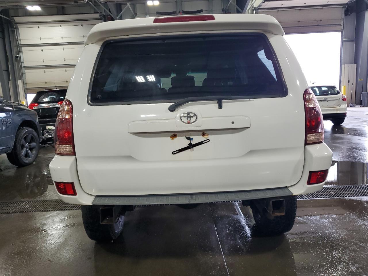 2004 Toyota 4Runner Sr5 - Image 6