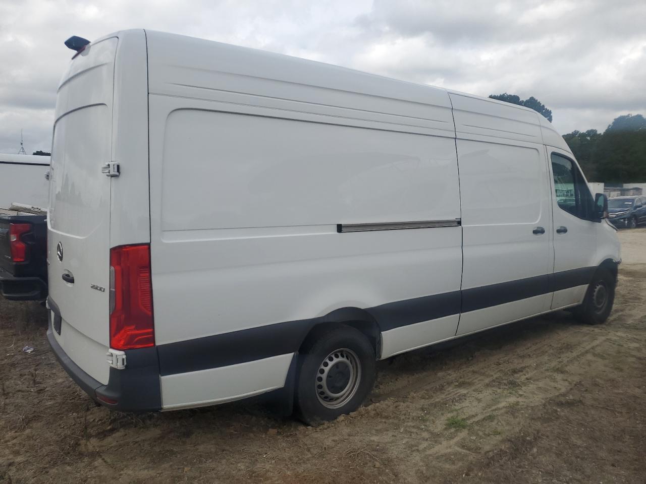2024 Mercedes-Benz Sprinter 2500 - Image 3
