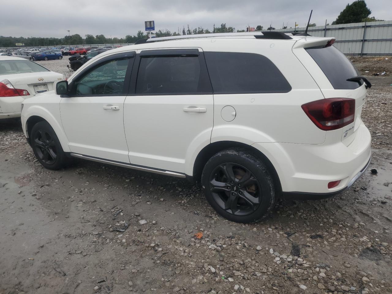 2018 Dodge Journey Crossroad - Фото 2
