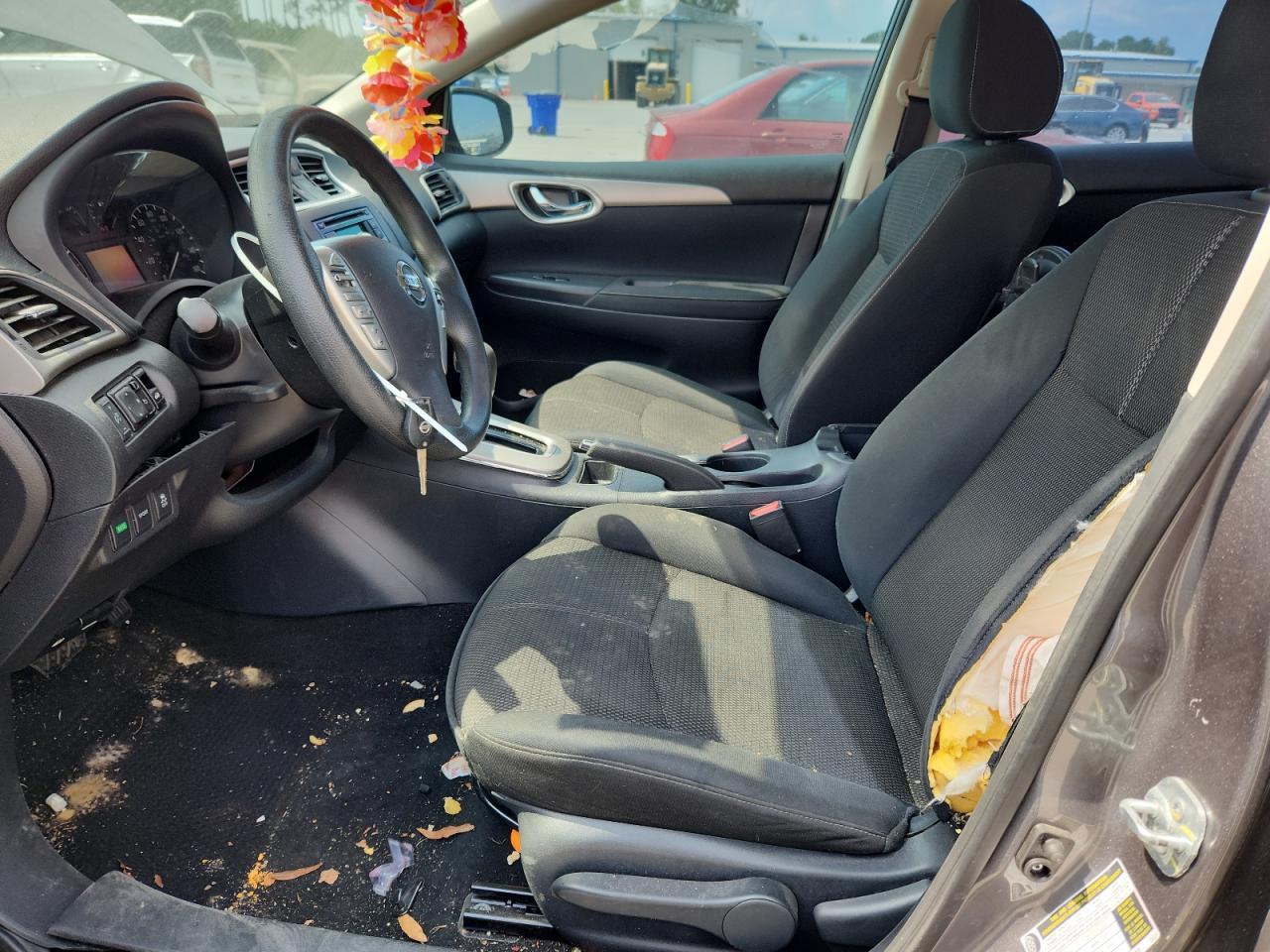 2015 Nissan Sentra S - Image 7