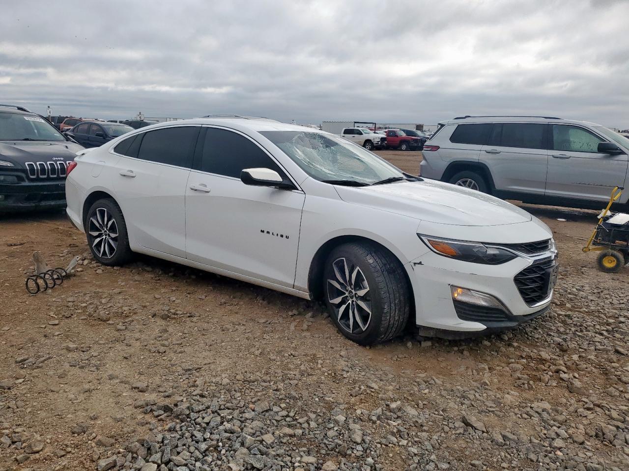 2024 Chevrolet Malibu Rs - Image 4