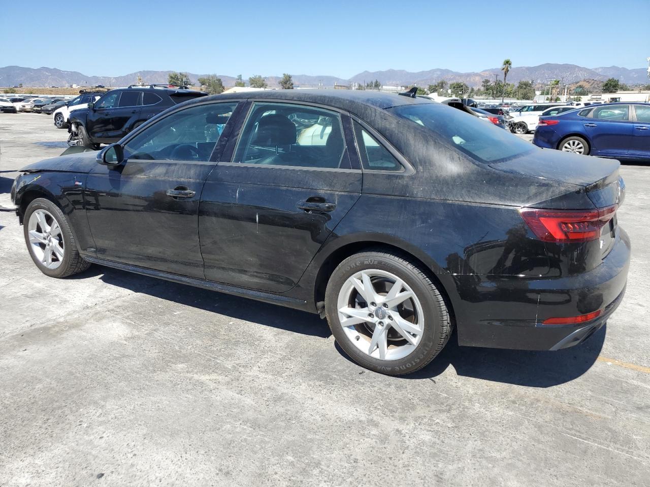 2018 Audi A4 Premium - Фото 2