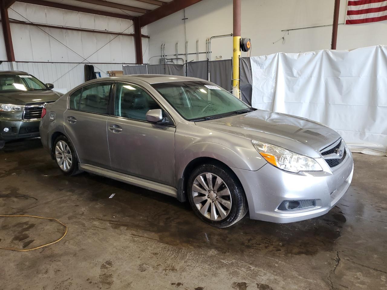 2011 Subaru Legacy 2.5I Limited - Image 4