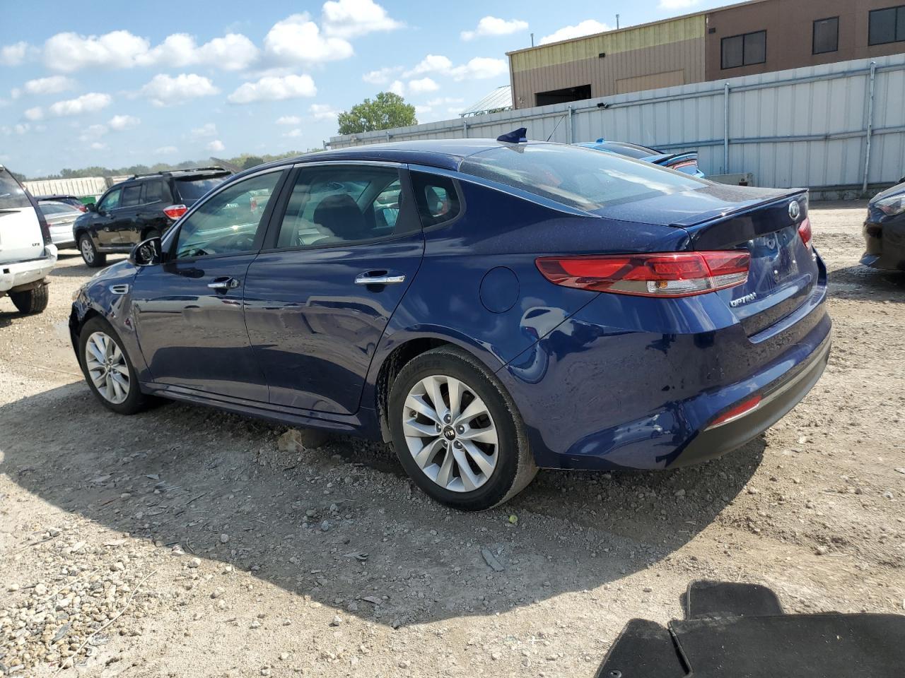 2018 Kia Optima Lx - Фото 2