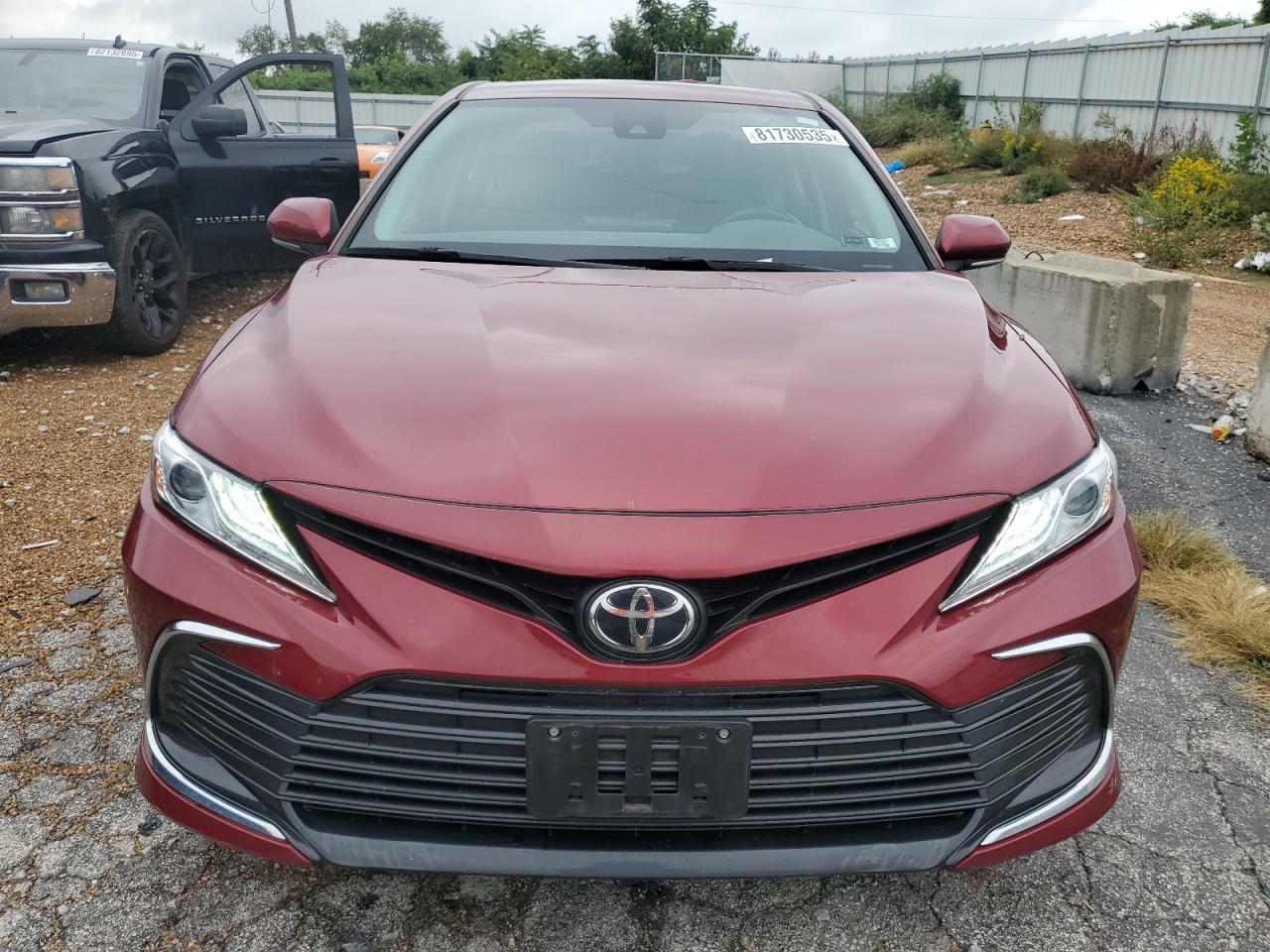 2021 Toyota Camry Xle - Image 5