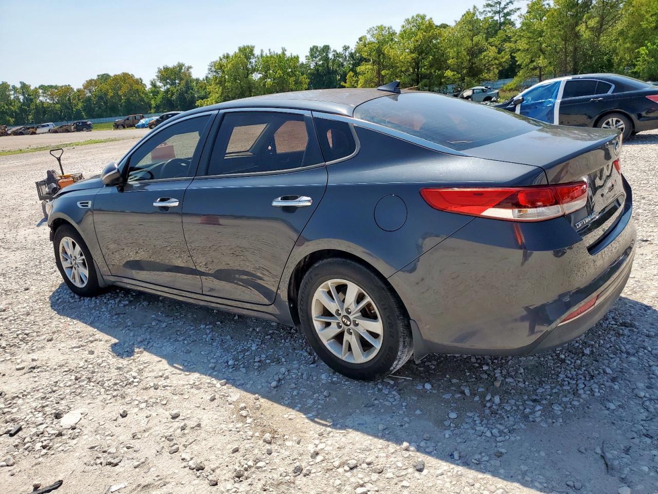 2017 Kia Optima Lx - Фото 2
