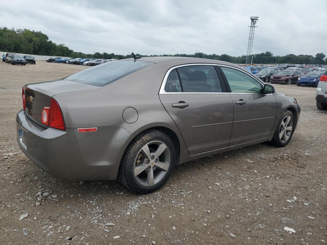 2011 Chevrolet Malibu 1Lt - Фото 3