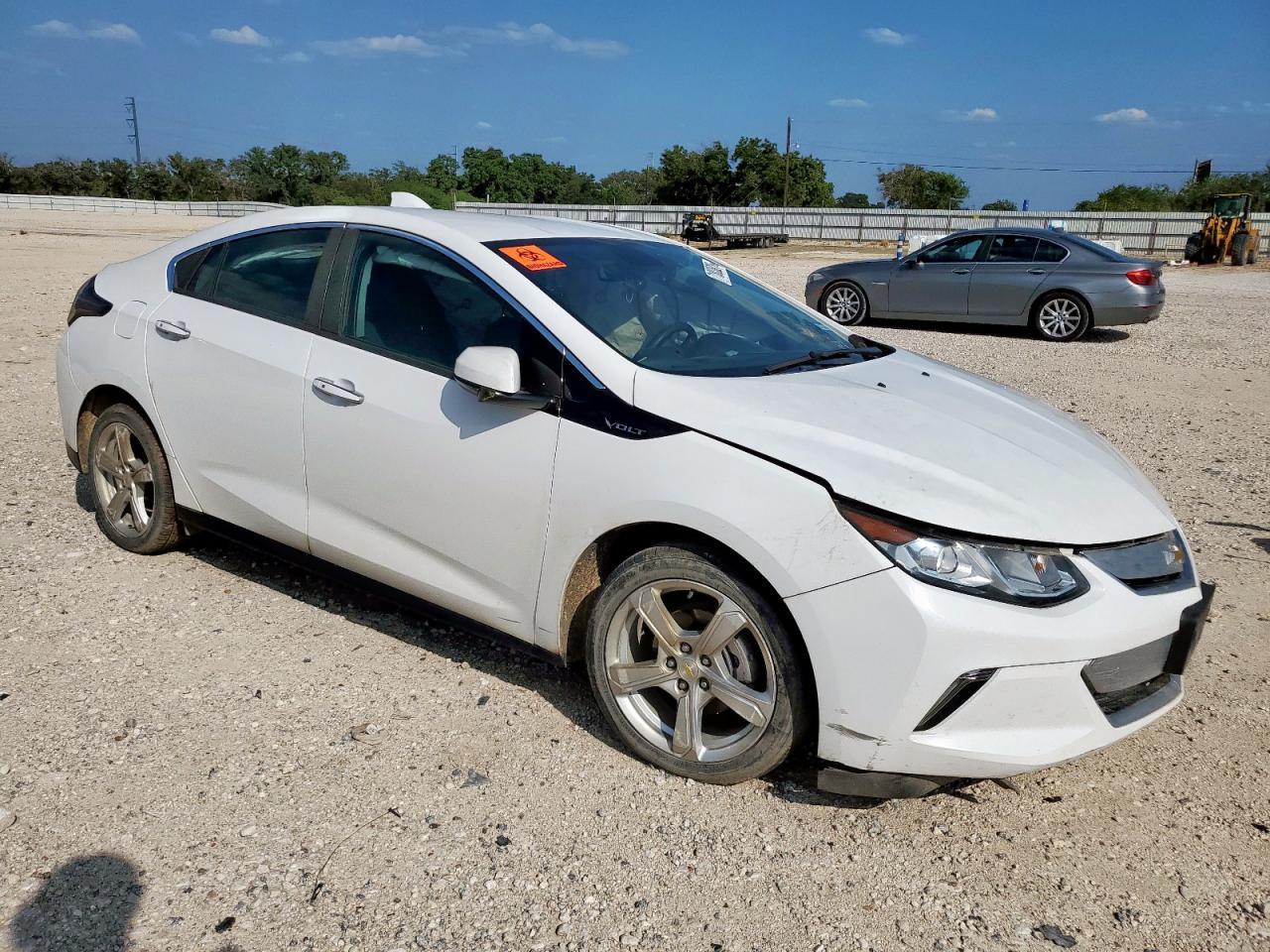 2018 Chevrolet Volt Lt - Image 4