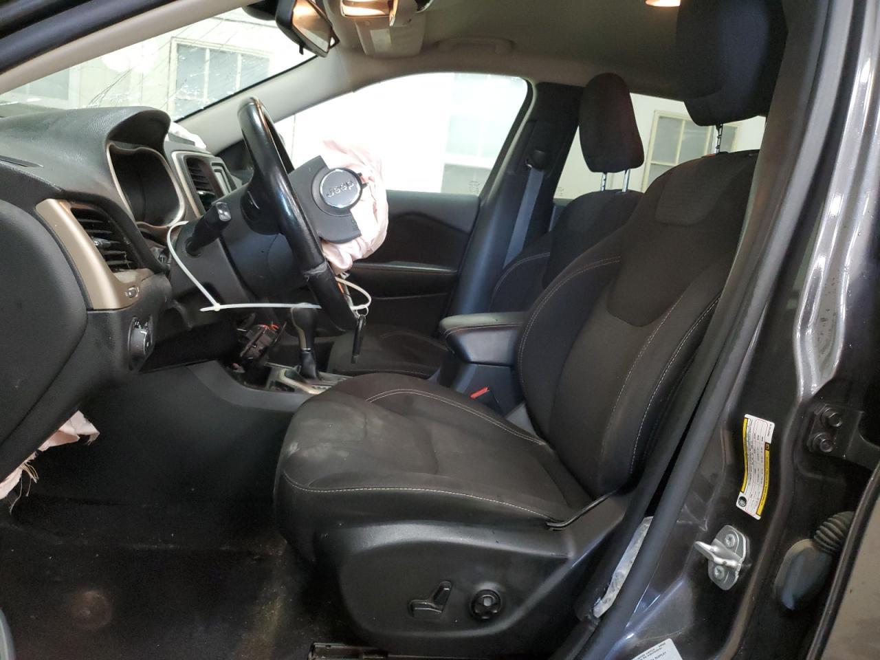 2016 Jeep Cherokee Latitude - Фото 7