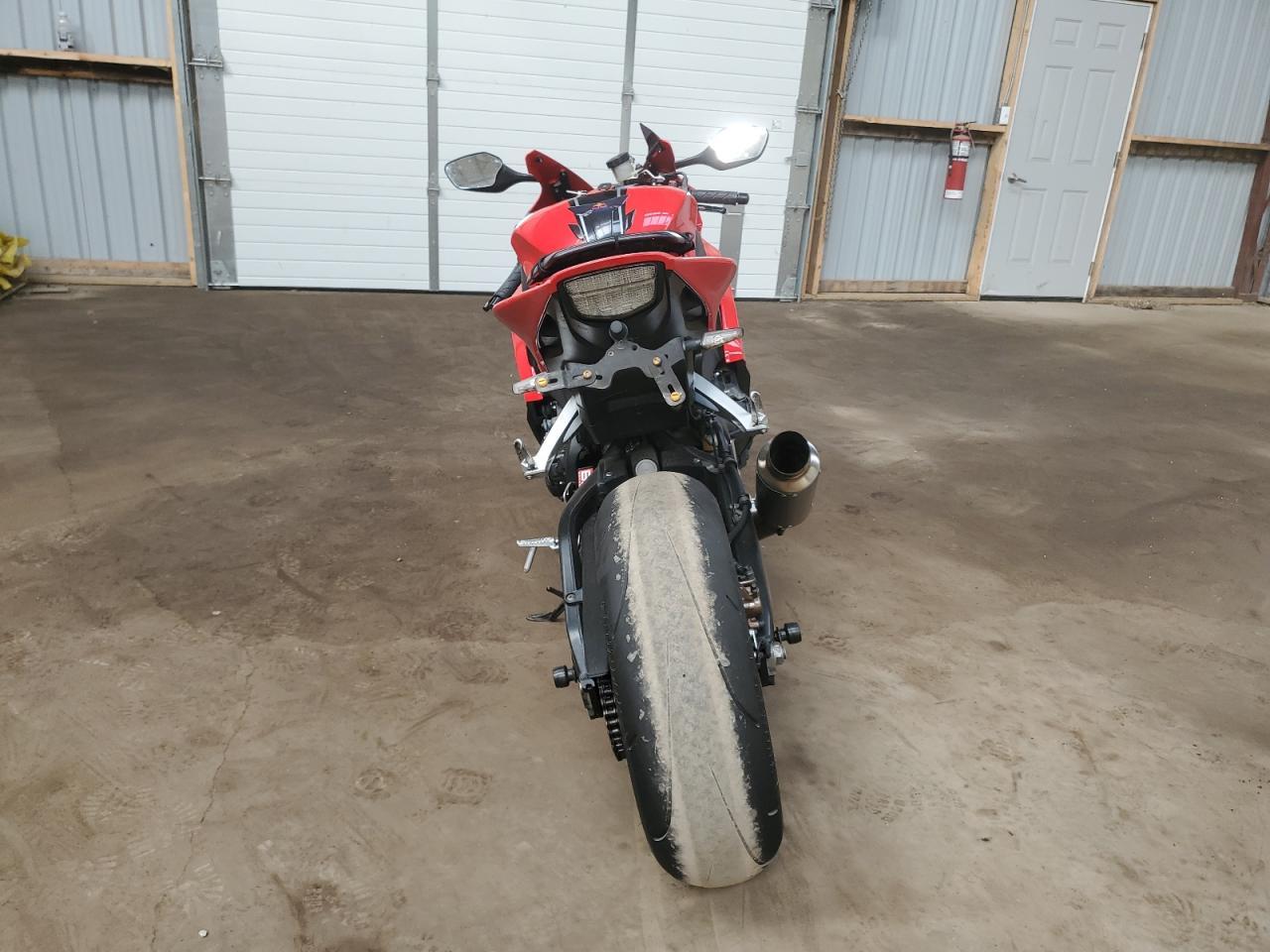 2015 Honda Cbr1000 Ra - Image 4