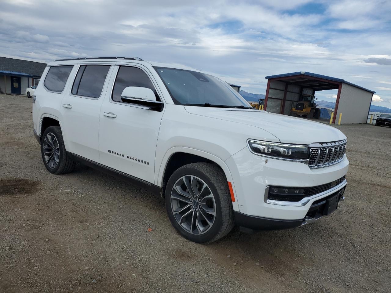 2022 Jeep Grand Wagoneer Series Iii - Image 4