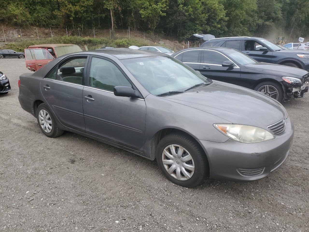 2005 Toyota Camry Le - Фото 4