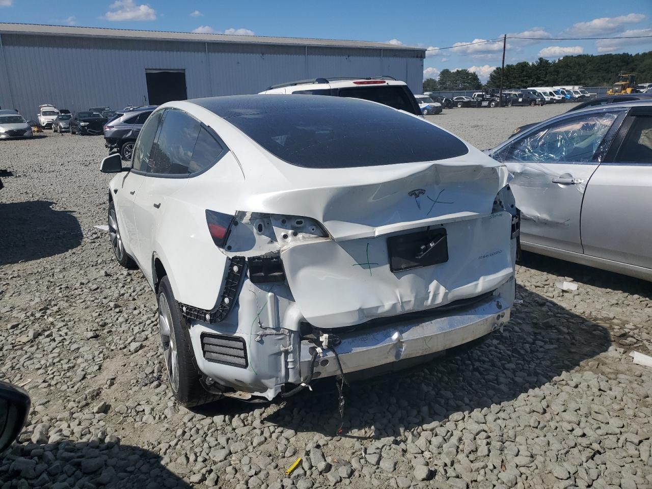 2021 Tesla Model Y - Image 2