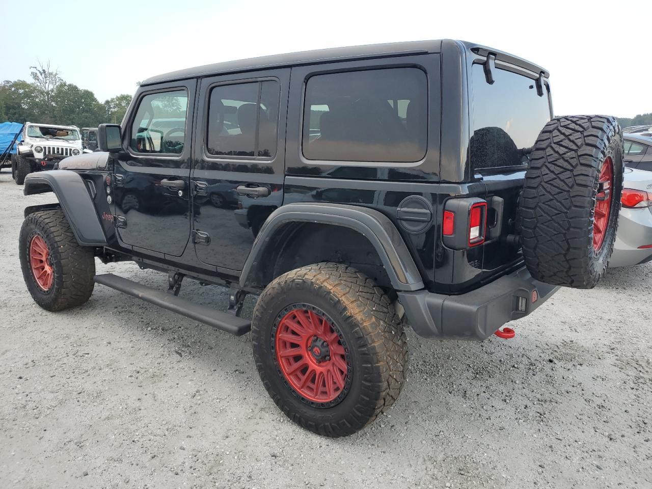 2023 Jeep Wrangler Rubicon - Фото 2