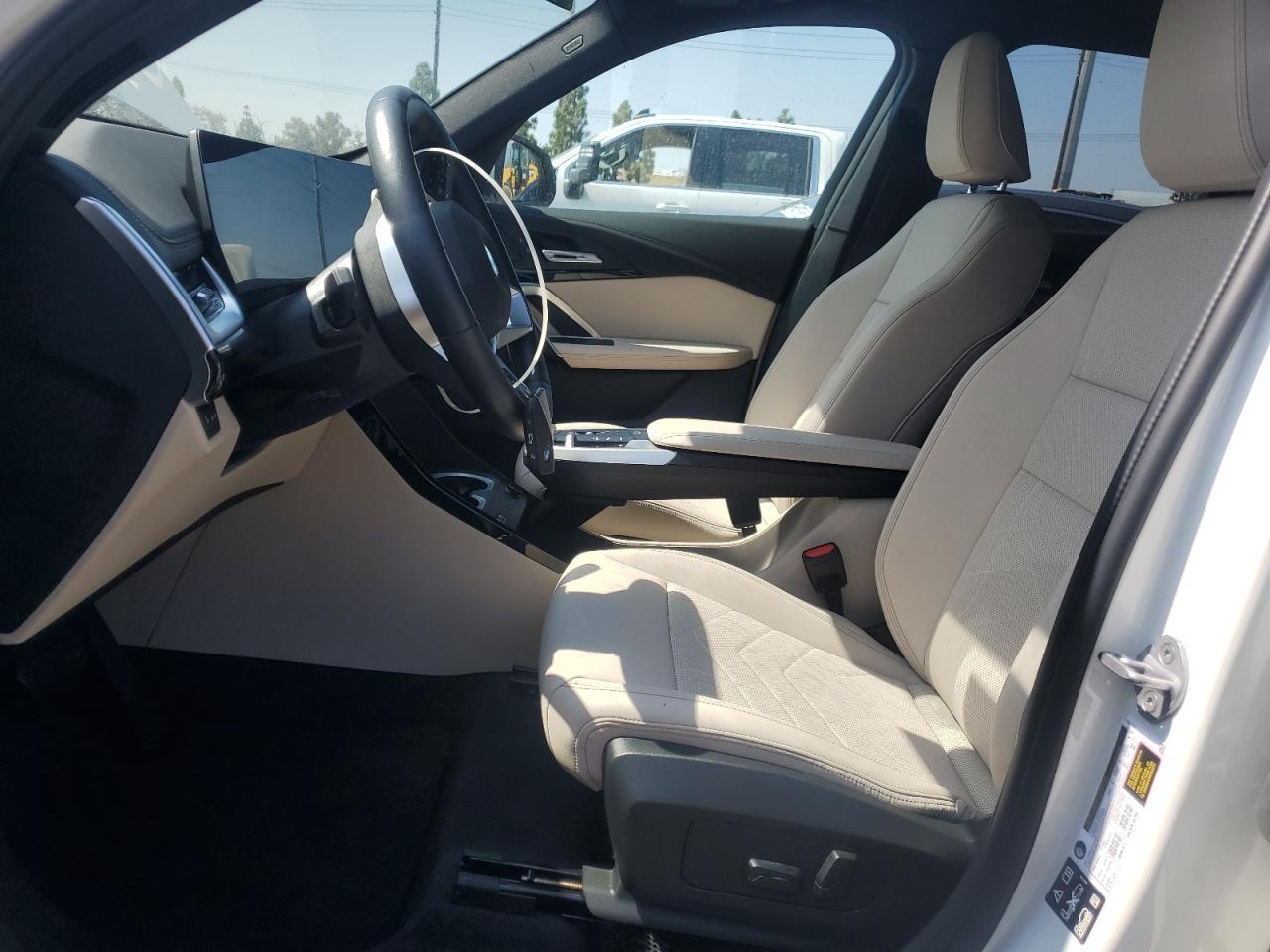 2025 BMW X1 xDrive28I - Image 7