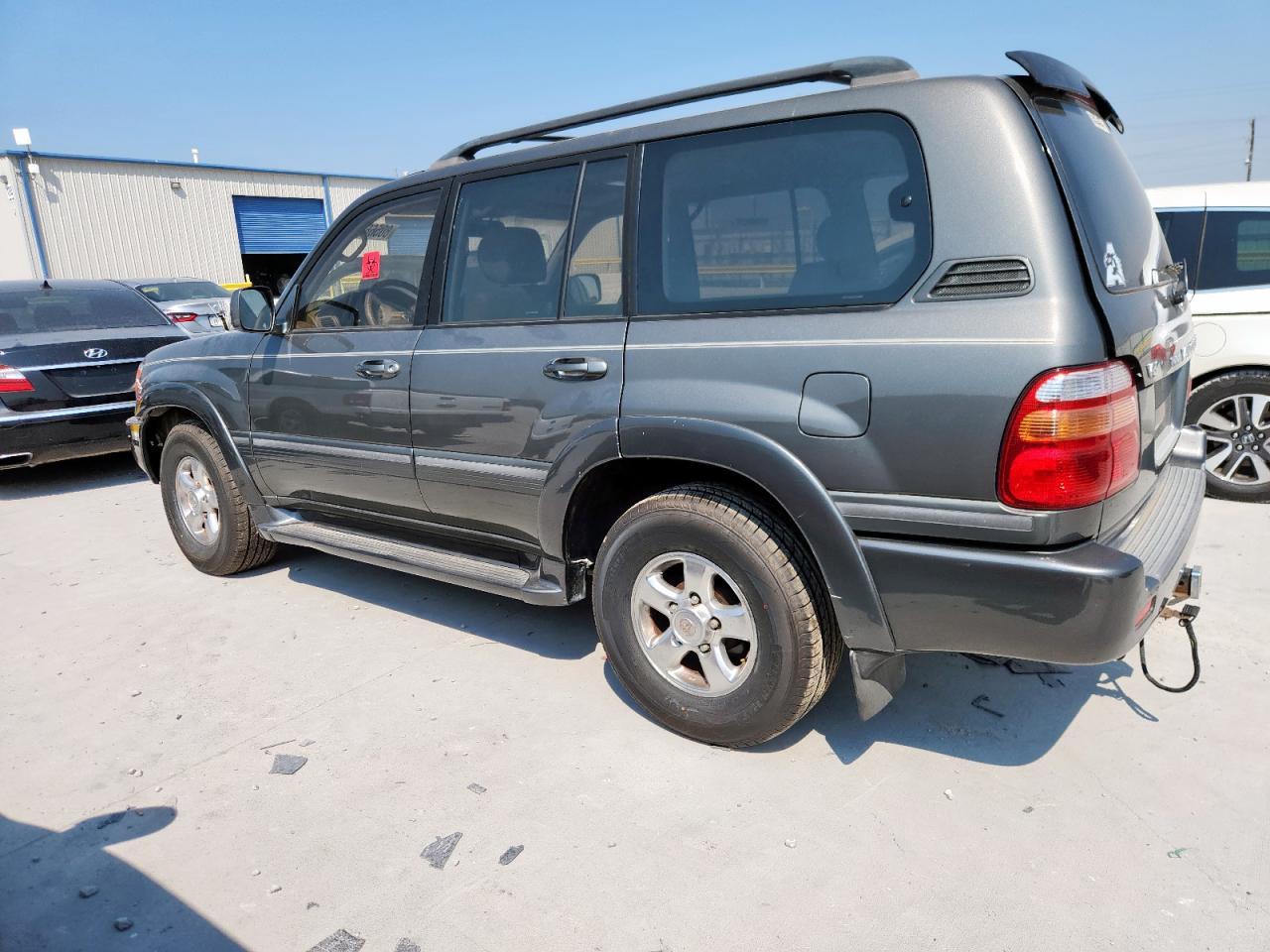 2002 Toyota Land Cruiser - Фото 2