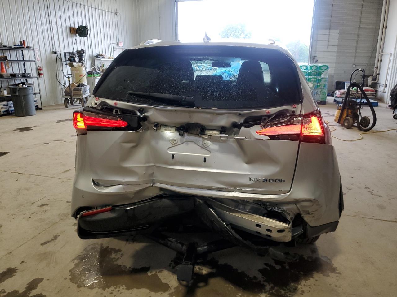 2016 Lexus Nx 300H - Image 6