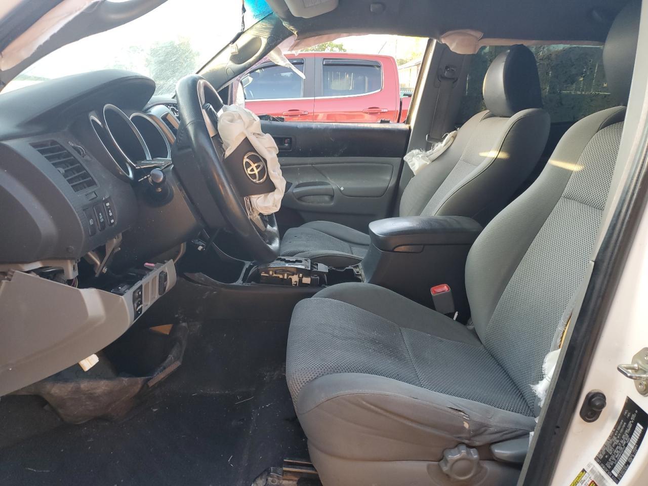 2015 Toyota Tacoma Double Cab - Image 7