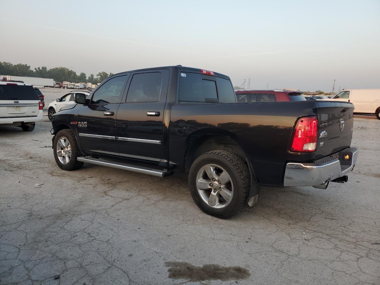 2015 Ram 1500 Slt - Фото 2