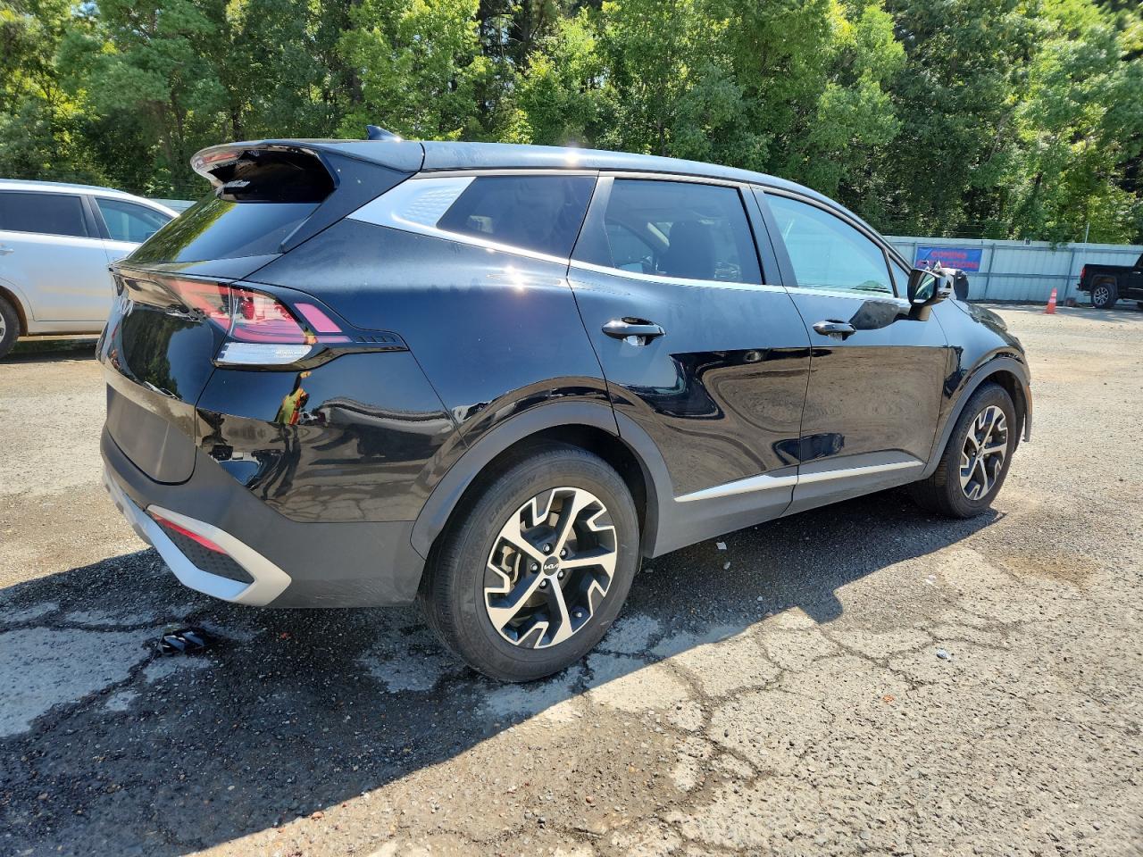 2023 Kia Sportage Ex - Image 3