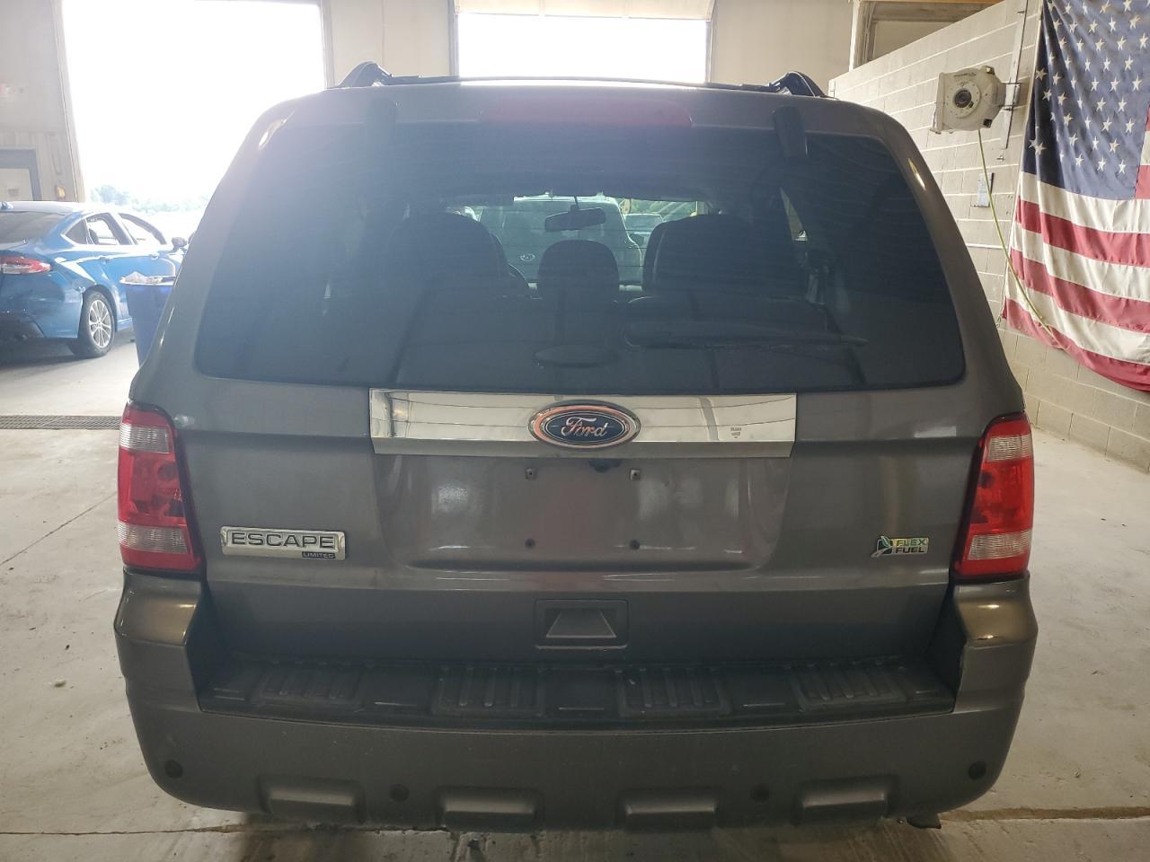 2012 Ford Escape Limited - Фото 6