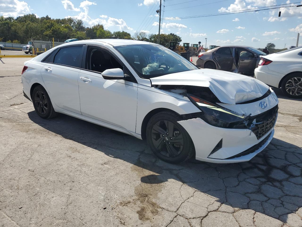 2021 Hyundai Elantra Sel - Image 4